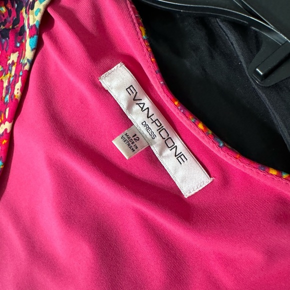 Evan-Picone 12 pre loved cap sleeve , faux wrap, multicolored in amazing… - Picture 2 of 5